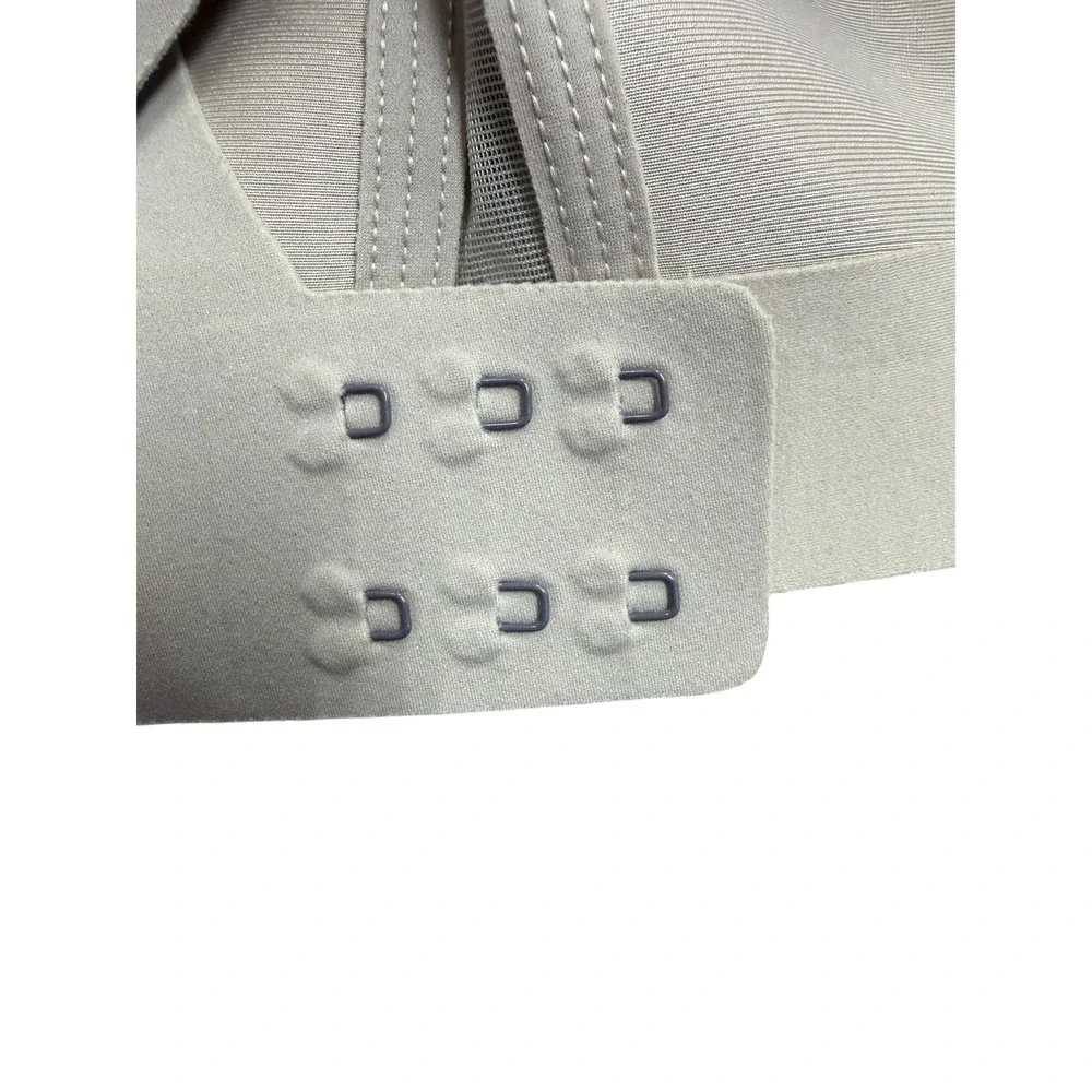 Lululemon Enlite Sports Bra 34C Gray High Impact Running Cross Back LW2BE0S